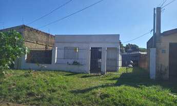 Imagem: 2 dormitórios, 1 banheiros, 2 vagas na