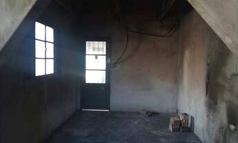 Imagem 6: 2 dormitórios, 1 banheiros, 1 vaga na garagem, 180M² de Área Construída, 180M² de Área Tot