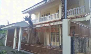 Imagem 2: 3 dormitórios, 1 suítes, 2 banheiro, 3 vagas na garagem