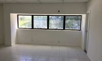 Imagem: Sala Comercial com copa e 2 banheiros 103m2