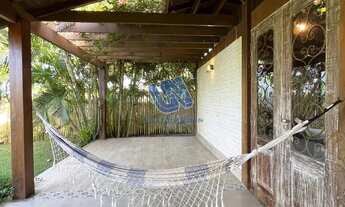 Imagem 7: Casa Duplex em Condomínio Fechado com 4 Suítes sendo 1 suíte máster com closet e hidromass