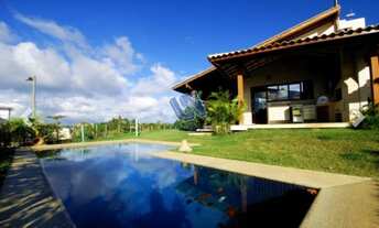 Imagem 2: Casa Duplex em Condomínio Fechado com 4 Suítes sendo 1 suíte máster com closet e hidromass