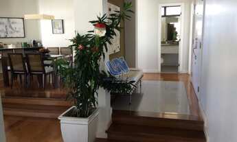 Imagem 2: Oportunidade 4 Suítes, gabinete, estar intimo, com 303m2 Nascente, VISTA MAR, no Jardim Ap