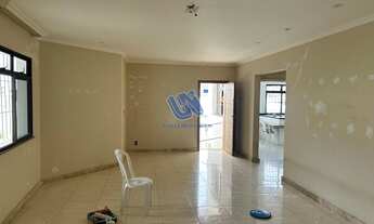 Imagem 3: Casa Duplex com 5 Suítes Área total de 596m² no Itaigara