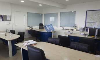 Imagem: Sala Comercial com 244,00 m2 na Torre do