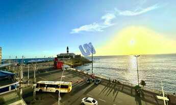 Imagem 3: Apartamento originalmente com 4 quartos sendo 1 suíte com vista mar na barra 184m2