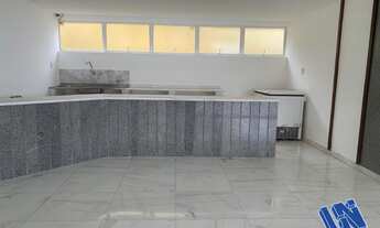 Imagem 5: Apartamento amplo nascente 3 quartos sendo 1 suite com 330m2 na Vitória