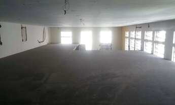 Imagem: Prédio comercial na Graça frente de rua