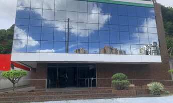 Imagem: Prédio comercial com 3 andares 1380 m2