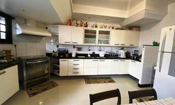 Imagem 4: Casa com 4 Suítes sendo 2 Suítes com closet 332m2 de area construida no Itaigara