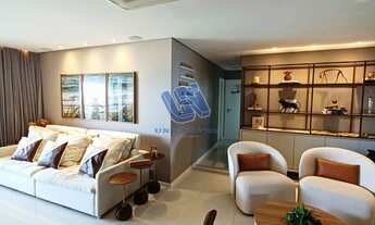 Imagem 4: Hemisphere 360 decorado e nascente 4 quartos revertido para 3 suítes + closet enorme 142m2