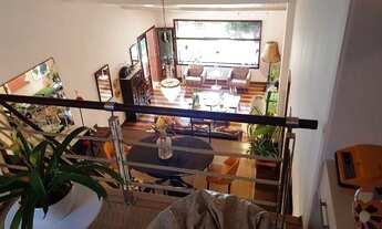 Imagem: Casa duplex decorada com 4 quartos sendo