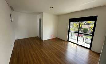 Imagem: Imperdível Sobrado à Venda em Curitiba-PR