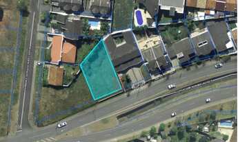 Imagem: Terreno à venda em Curitiba-PR, no bairro