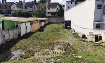 Imagem: Terreno à venda em Curitiba-PR, no Bom