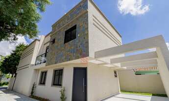 Imagem: Sobrado à venda em Santa Felicidade, Curitiba-PR