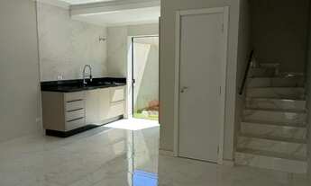 Imagem: Imperdível Sobrado à Venda em Santa Felicidade