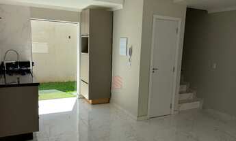 Imagem 4: Imperdível Sobrado à Venda em Santa Felicidade, Curitiba-PR: 3 Quartos, 1 Suíte, 2 Salas