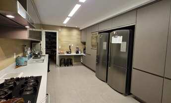 Imagem 7: UM 4 SUÍTES À VENDA EM UM DOS ENDEREÇOS MAIS DESEJADOS E EXCLUSIVOS DE SALVADOR!