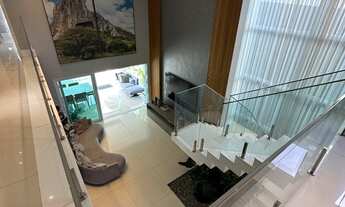 Imagem 7: CASA À VENDA COM 4 SUÍTES E EXCELENTE INFRAESTRUTURA EM ALPHAVILLE II