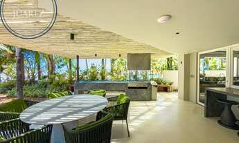 Imagem 4: CASA À VENDA COM PORTEIRA FECHADA NO LITORAL NORTE COM 5 SUÍTES AMPLAS!