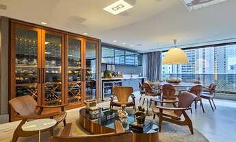 Imagem 4: APARTAMENTO NO MANSÃO BAHIANO DE TÊNIS COM 4 SUÍTES PORTEIRA FECHADA COM PROJETO FLAVIO MO