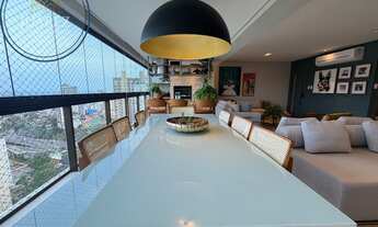 Imagem 5: APARTAMENTO NO ELEGANCE GARIBALDI FINAMENTE DECORADO 3 SUÍTES MASTER COM CLOSET ANDAR ALTO