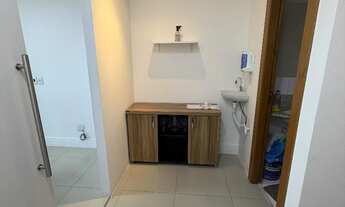 Imagem 2: SALA COMERCIAL NO SALVADOR SHOPPING BUSINESS PARA LOCAÇÃO, DIVISÓRIAS, AR DUTADO, NASCENTE