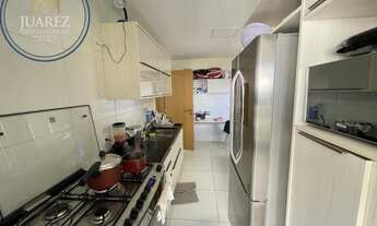 Imagem 7: Apartamento Hemisphere 360 com 3 suítes com sala ampliada e vista mar finamente decorado e