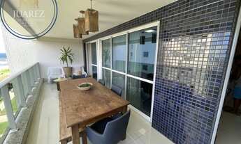 Imagem 4: Apartamento Hemisphere 360 com 3 suítes com sala ampliada e vista mar finamente decorado e