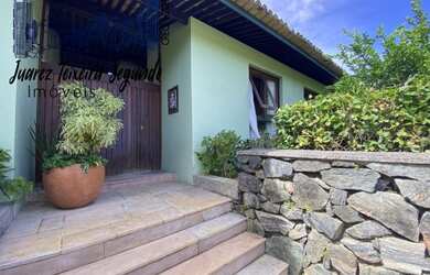 Imagem 2: CASA 4/4 COM 2 SUÍTES MASTER COM CLOSET E TERRAÇO EM ONDINA, 2 ANDARES, CONDOMÍNIO FECHADO