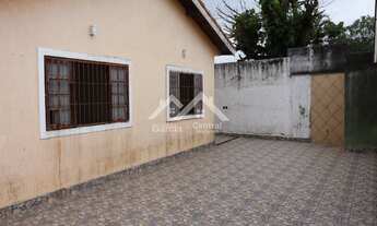 Imagem: Casa com piscina em Peruíbe