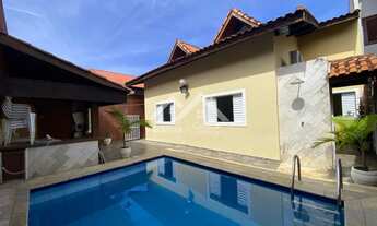 Imagem: Casa lado praia com piscina em Peruíbe