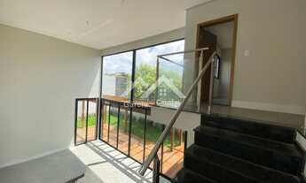 Imagem 4: Sobrado alto padrão, localizado na frente da praia em Peruíbe