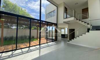 Imagem 3: Sobrado alto padrão, localizado na frente da praia em Peruíbe