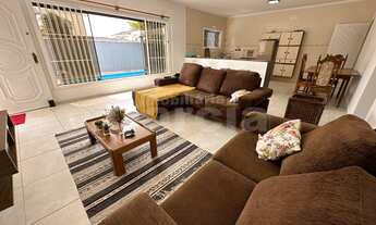 Imagem 7: Casa a 200 metros da praia em Peruíbe com 3 quartos e área de lazer com churrasqueira e pi