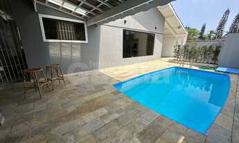 Imagem 5: Casa a 200 metros da praia em Peruíbe com 3 quartos e área de lazer com churrasqueira e pi