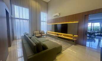 Imagem 3: Imóvel de Luxo na Vila do Golf: Casa em Condomínio com 3 Suítes e 233m² em Ribeirão Preto