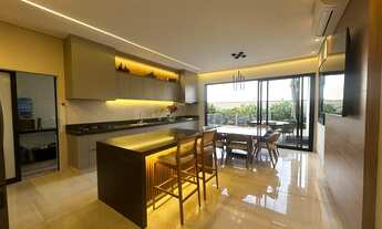 Imagem 2: Imóvel de Luxo na Vila do Golf: Casa em Condomínio com 3 Suítes e 233m² em Ribeirão Preto