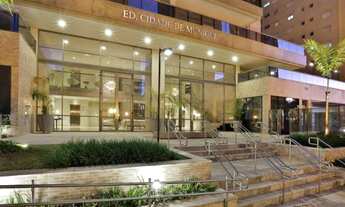 Imagem 2: 4 dormitórios, 4 suíte, 6 banheiro, 4 vagas na garagem, 345M² de Área Construída