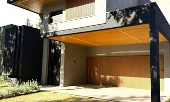 Imagem 2: Casa de alto padrão no Alphaville: 4 quartos, 4 suítes, 2 salas, 6 banheiros, 2 vagas, 262