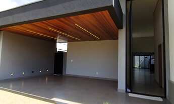 Imagem 2: 3 dormitórios, 3 suíte, 5 banheiro, 4 vagas na garagem