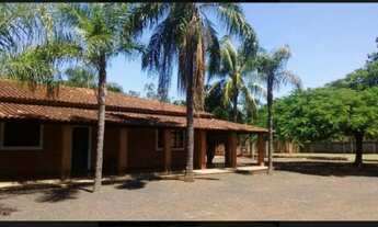 Imagem 3: Chácara no Recreio Internacional, com uma área construída de 800 m2 em um terreno de 5.000