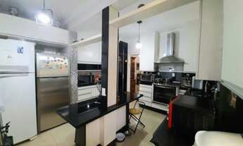 Imagem 7: Casa Térrea no Condomínio Residencial Parque das Figueiras, com 320 m² de área construída