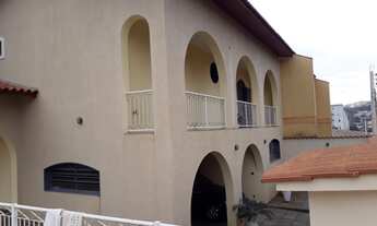 Imagem 7: Casa Sobrado, com 330 m² de área construída, em um terreno de 550 m², de Esquina, no Bairr