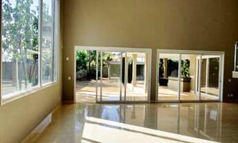 Imagem 3: Lindo Sobrado de Alto Padrão no Condomínio Guaporé II, Zona Sul de Ribeirão Preto, Próximo