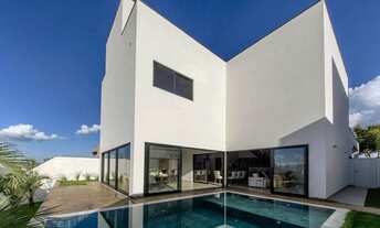 Imagem 6: 4 dormitórios, 3 suíte, 5 banheiro, 4 vagas na garagem