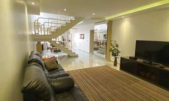 Imagem 2: Lindo Sobrado em Excelente Localização no Bairro Alto da Boa Vista, Próximo a Panificadora