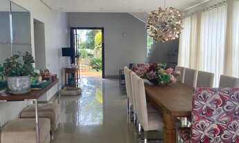 Imagem 5: 4 dormitórios, 1 suítes, 6 banheiro, 4 vagas na garagem