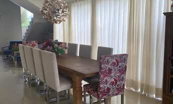 Imagem 6: 4 dormitórios, 1 suítes, 6 banheiro, 4 vagas na garagem